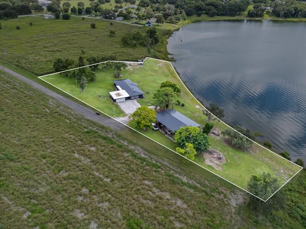 Exterior, Drone