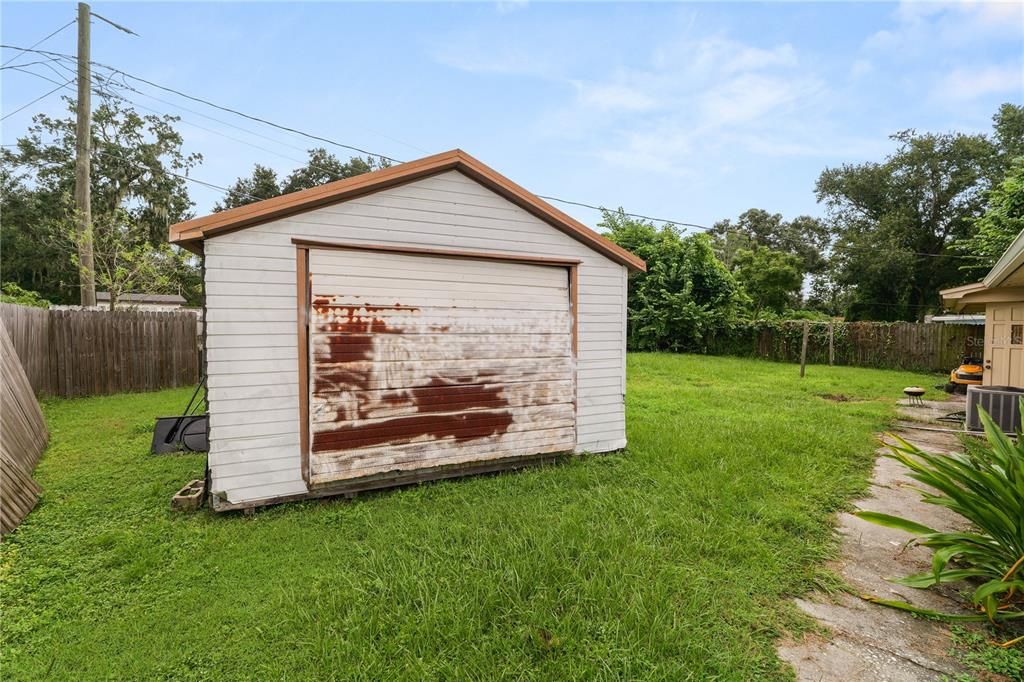 Backyard, Detached Garage, Exterior