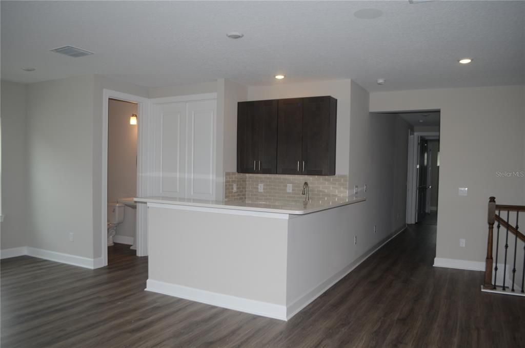 Interior, Recessed Lighting, Wood Texture Flooring