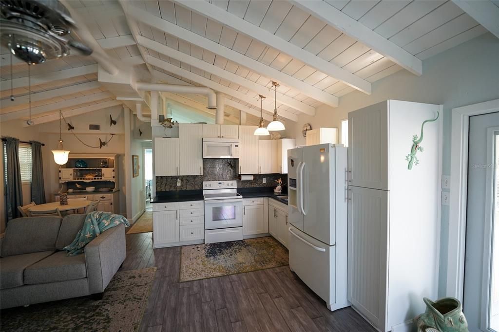 Interior, Kitchen, Living room, Pendant Lights, Wood Texture Flooring