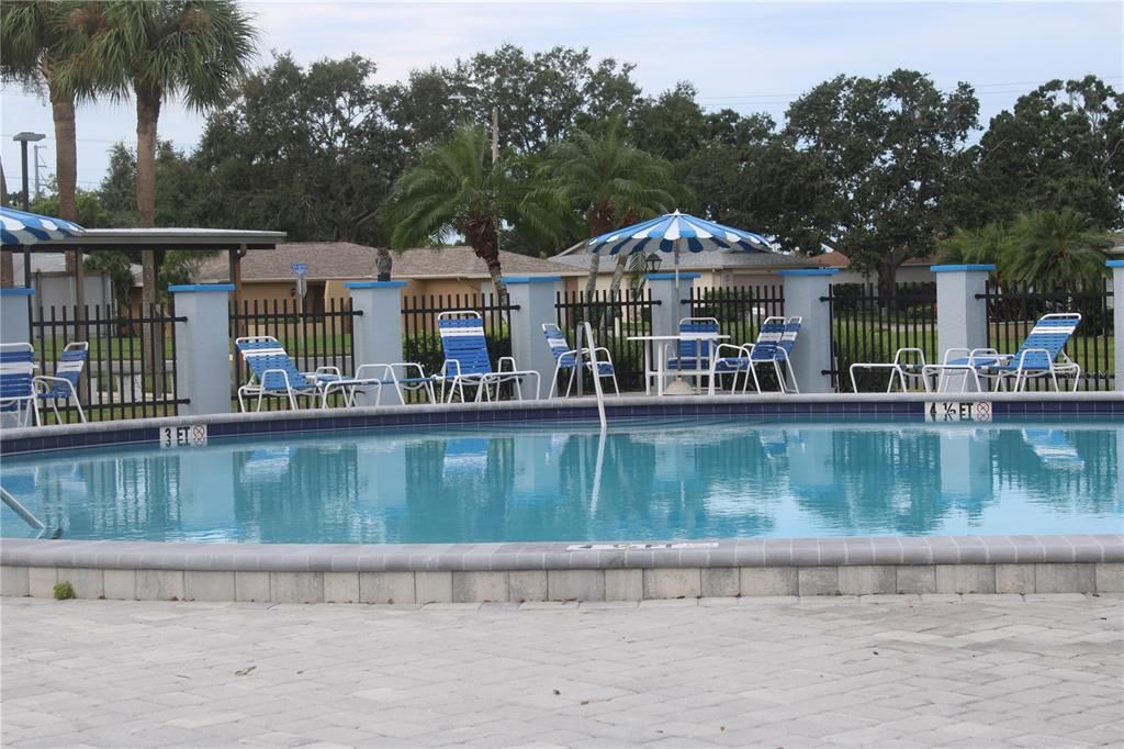 Exterior, Pool
