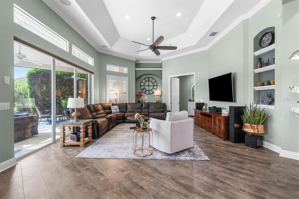 Interior, Living room, Recessed Lighting, Wood Texture Flooring