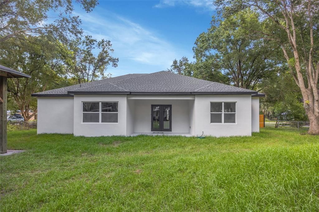 Backyard, Exterior