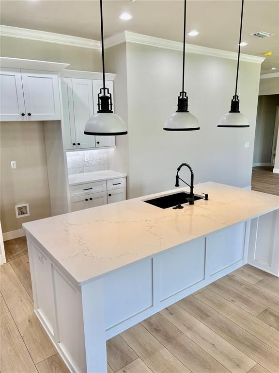 Interior, Kitchen, Pendant Lights, Recessed Lighting, Wood Texture Flooring