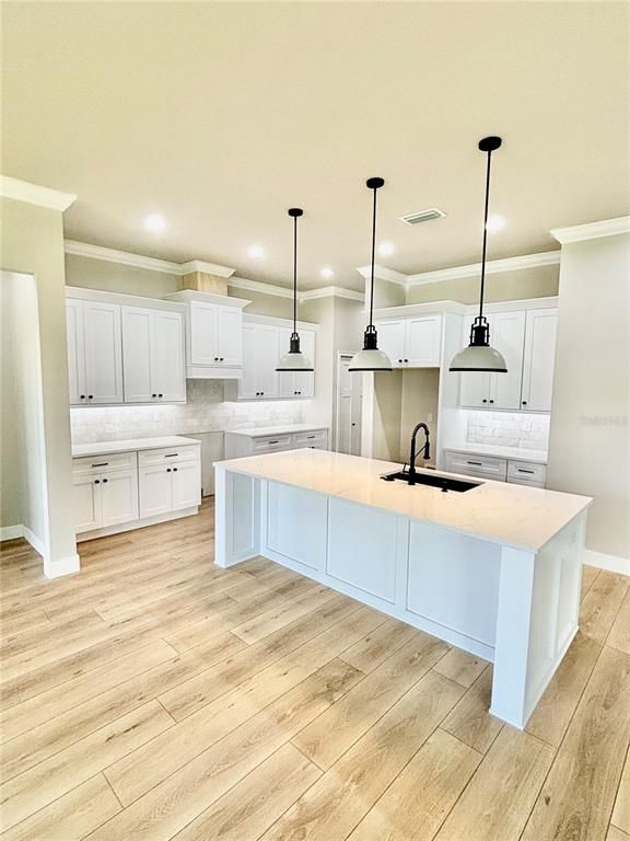 Interior, Kitchen, Pendant Lights, Recessed Lighting, Wood Texture Flooring