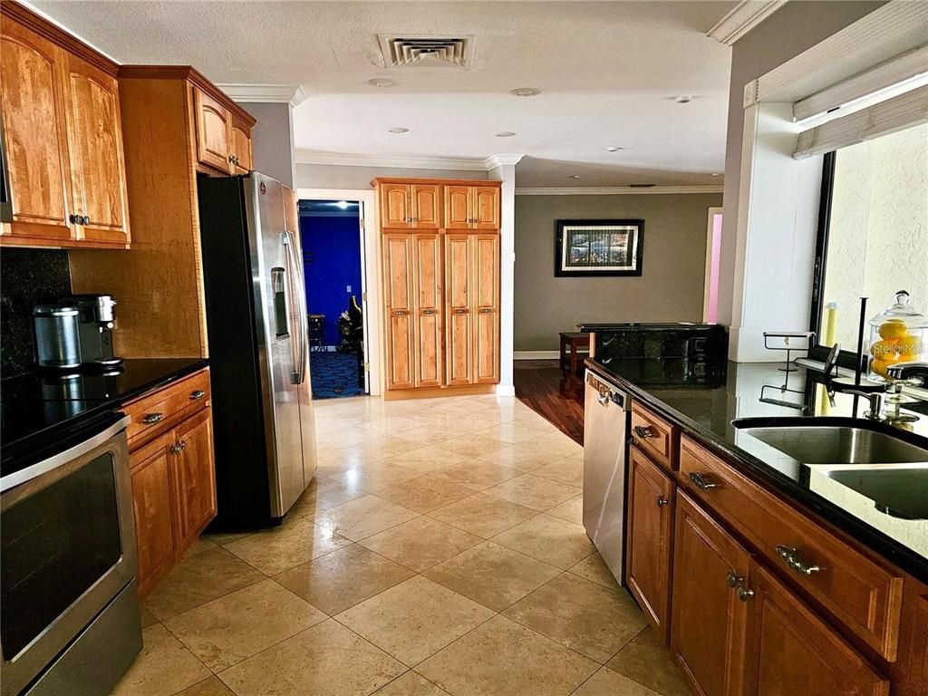 Interior, Kitchen, Recessed Lighting
