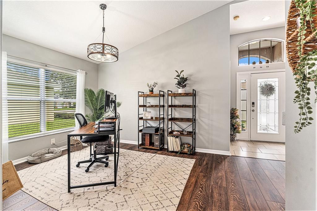 Home Office, Interior, Pendant Lights, Recessed Lighting, Wood Texture Flooring