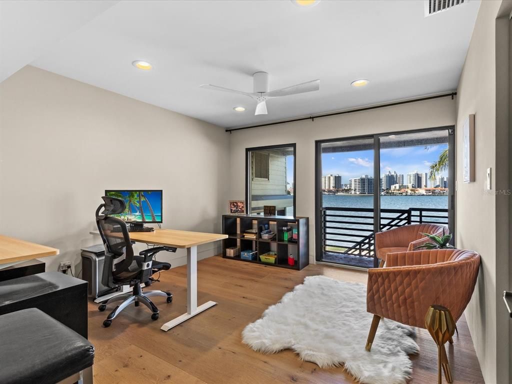 Home Office, Interior, Recessed Lighting, Water, Wood Texture Flooring