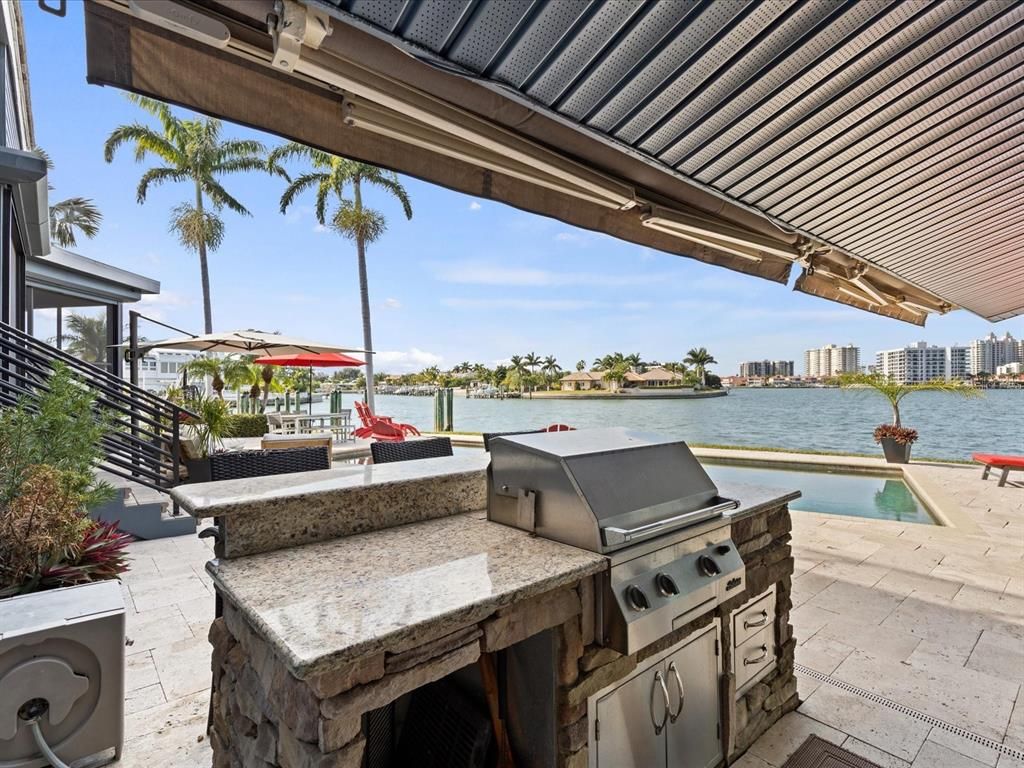 Exterior, Outdoor Kitchen, Pool, Water