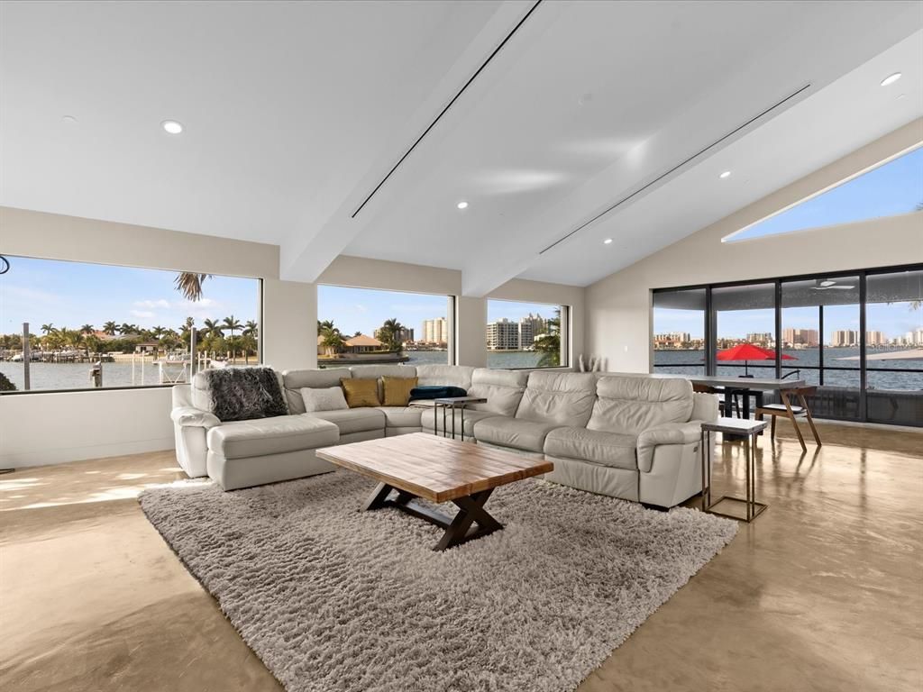 Dining room, Interior, Living room, Recessed Lighting, Water