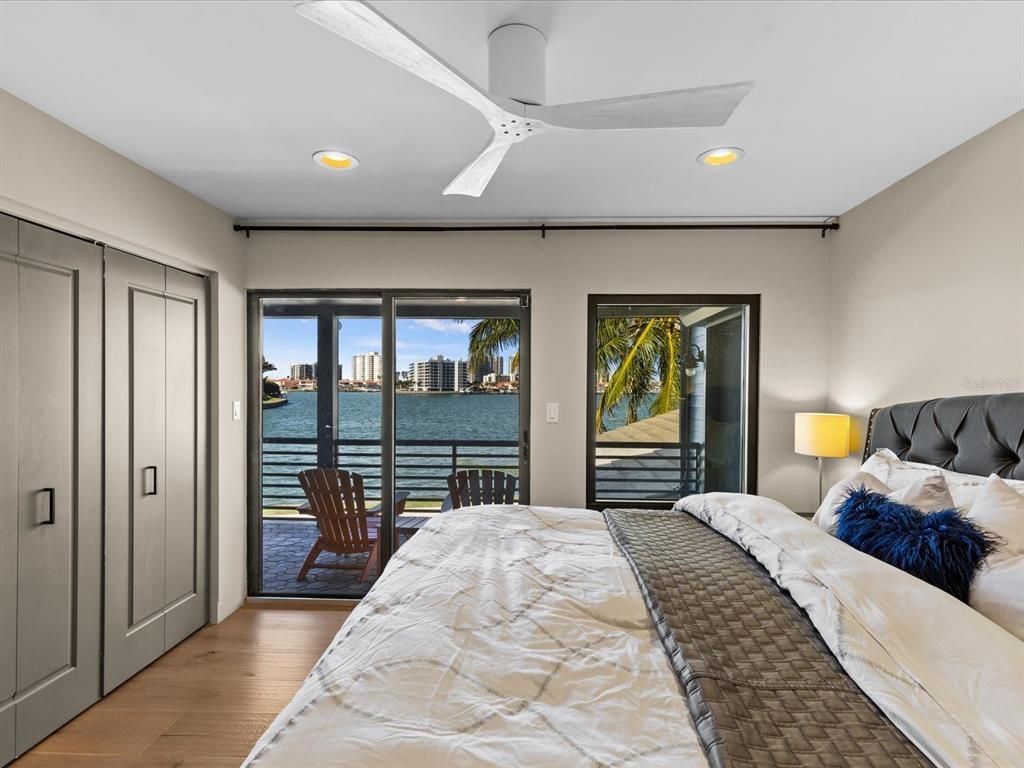 Bedroom, Interior, Recessed Lighting, Water, Wood Texture Flooring