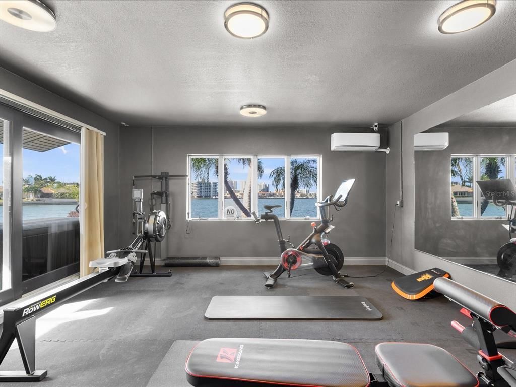 Fitness Equipment, Interior, Water