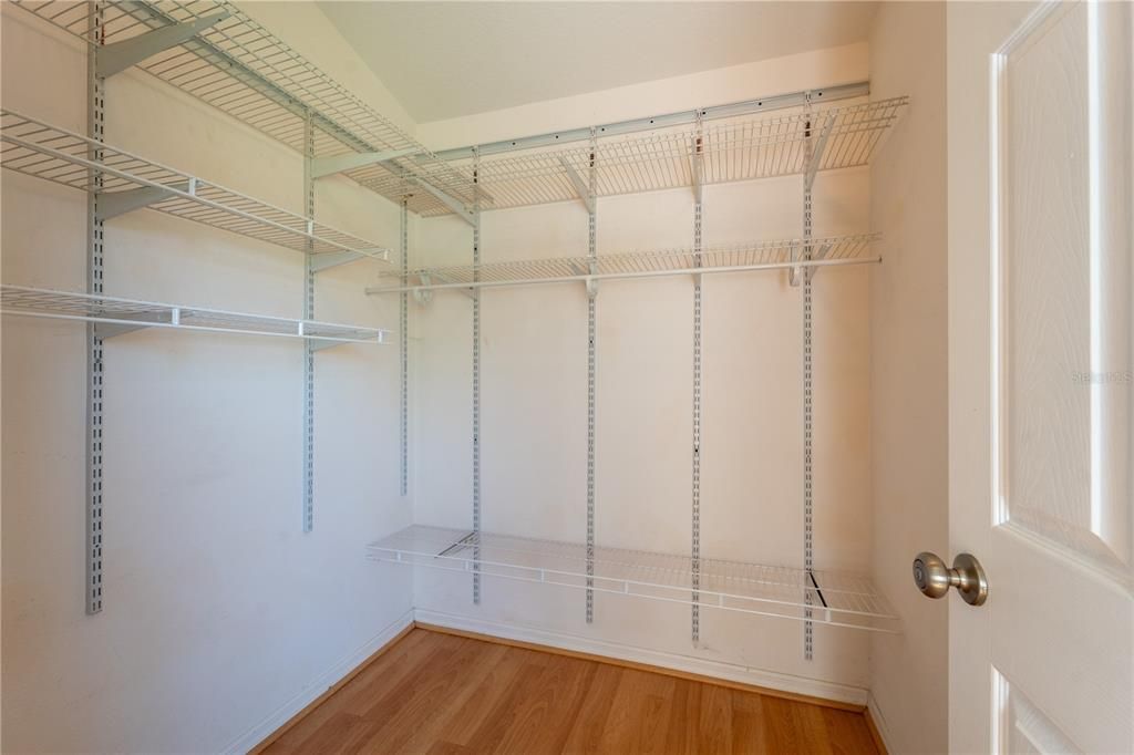 Interior, Walk-in Closets, Wood Texture Flooring