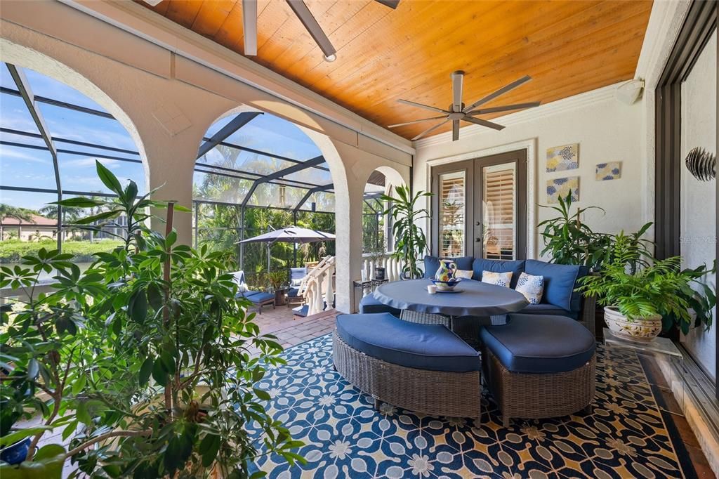 Dining room, Glass Ceilings, Interior, Sun Room, Wooden Ceilings