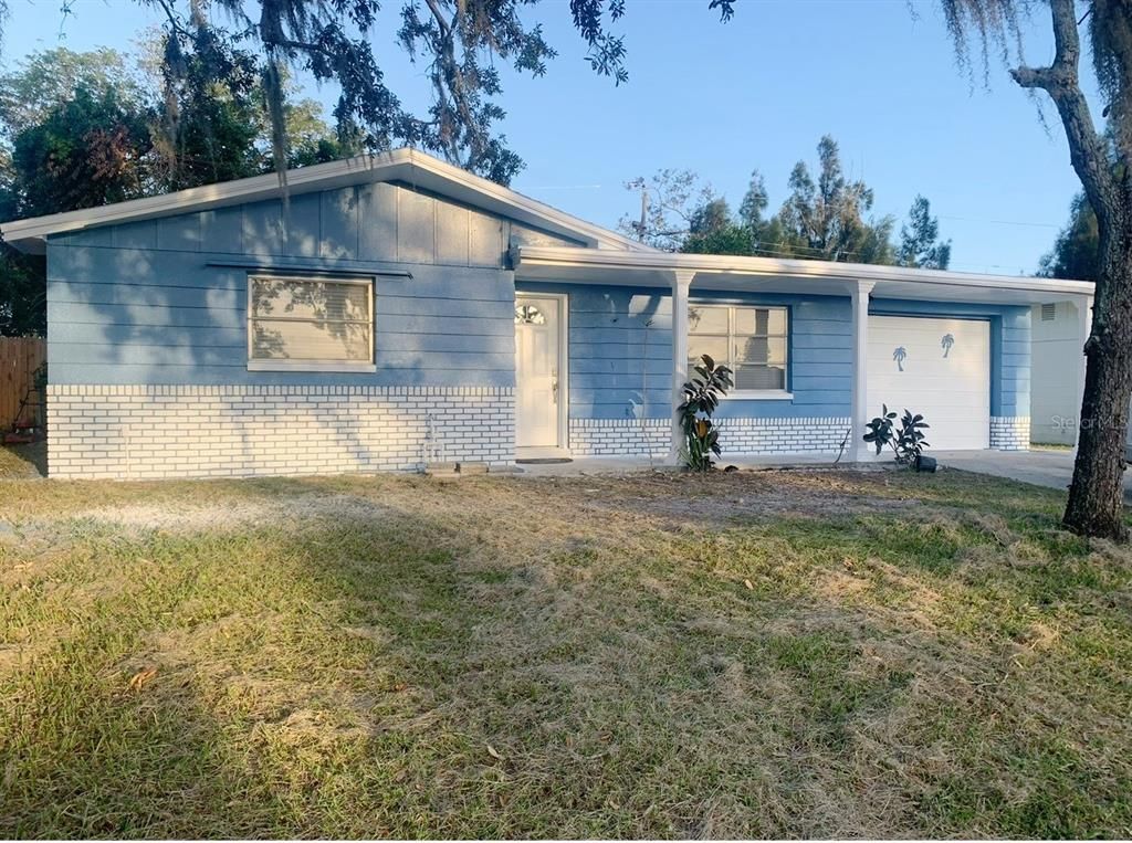 Attached, Backyard, Exterior, Facade, Ranch