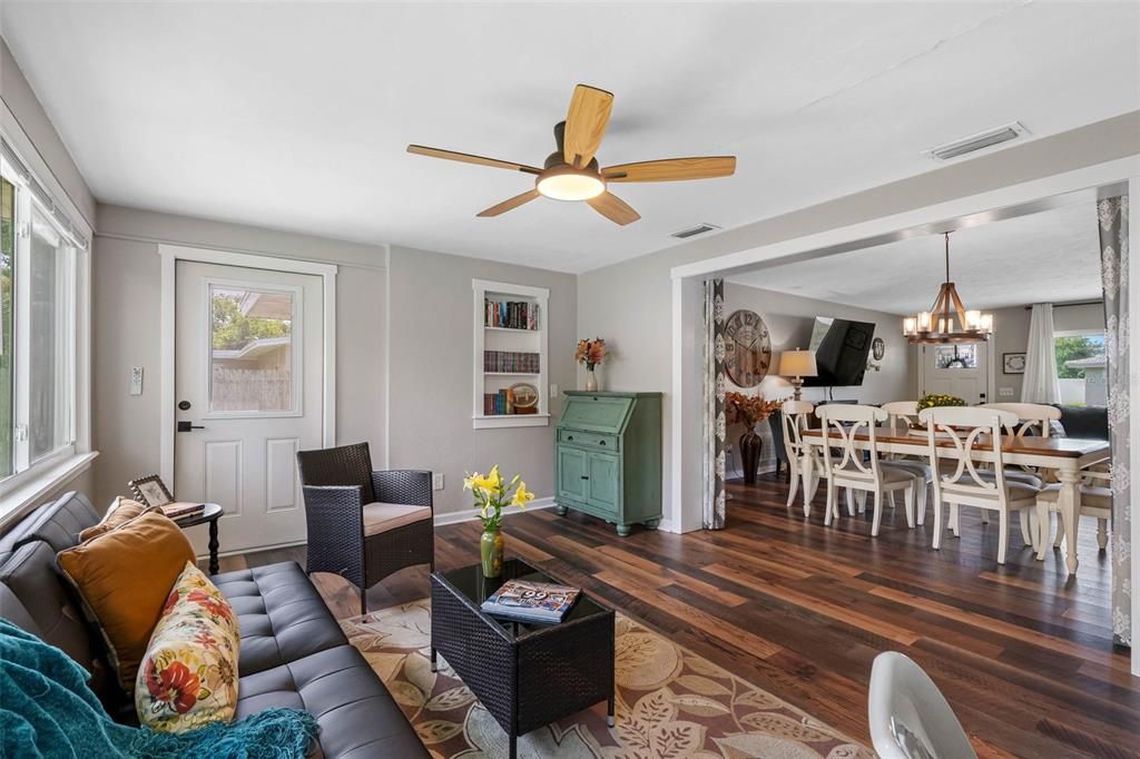 Chandelier, Dining room, Interior, Living room, Wood Texture Flooring