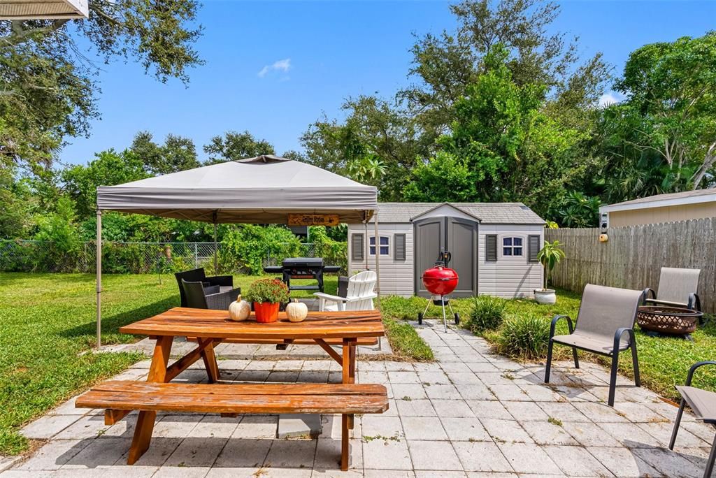 Backyard, Exterior