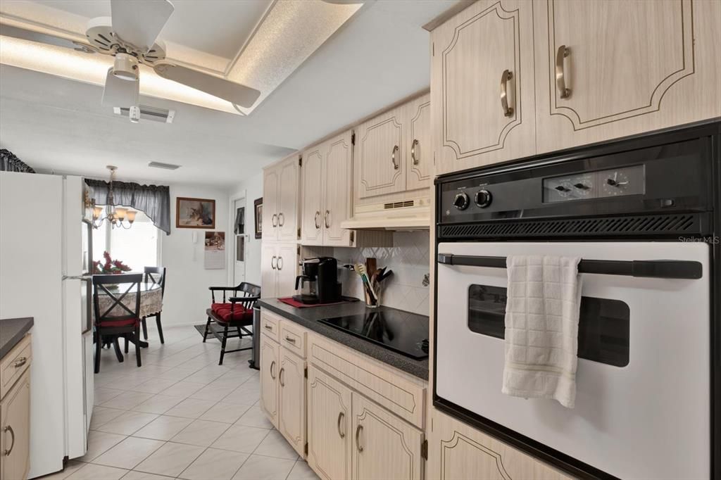 Dining room, Interior, Kitchen, Pendant Lights