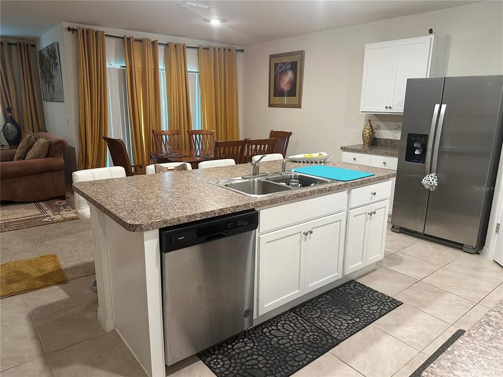 Dining room, Interior, Kitchen, Recessed Lighting, Stainless Steel Appliances