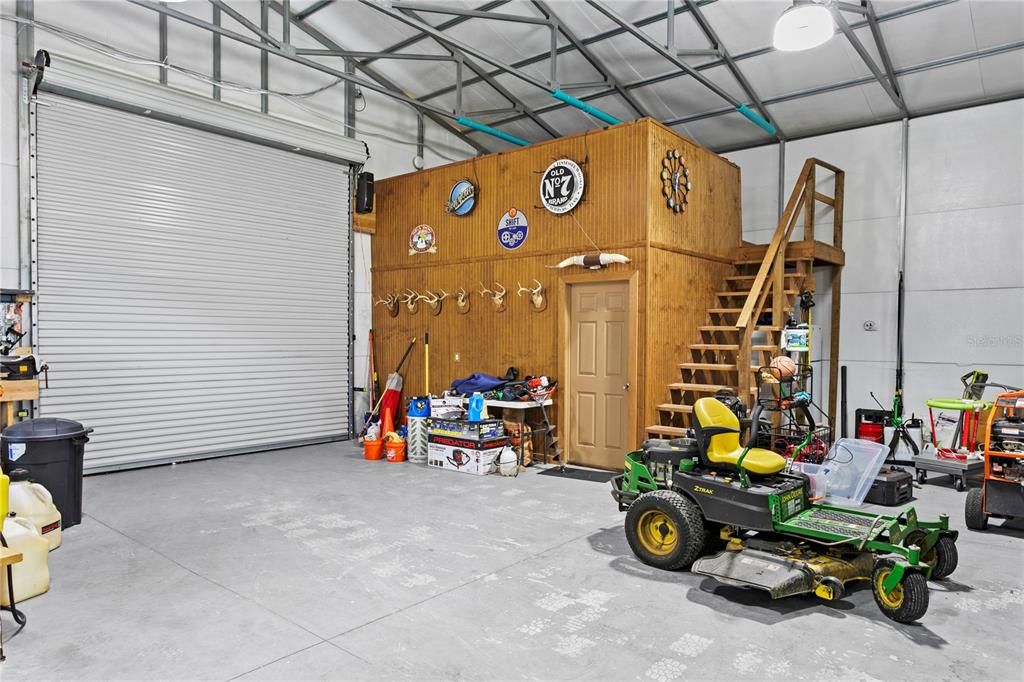 Garage, Interior, Wooden Walls