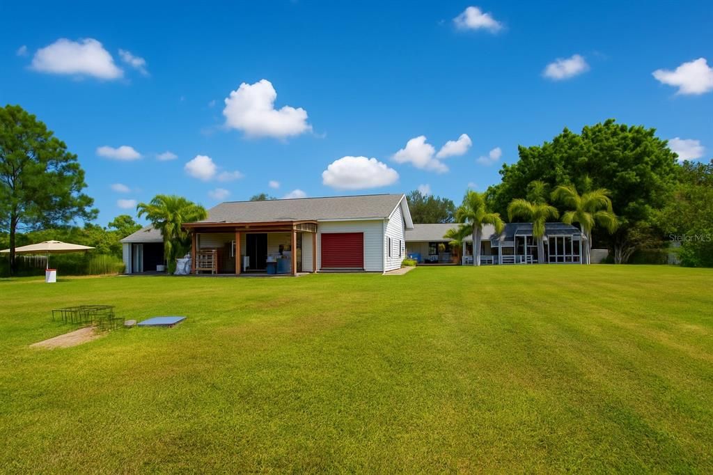 Backyard, Exterior