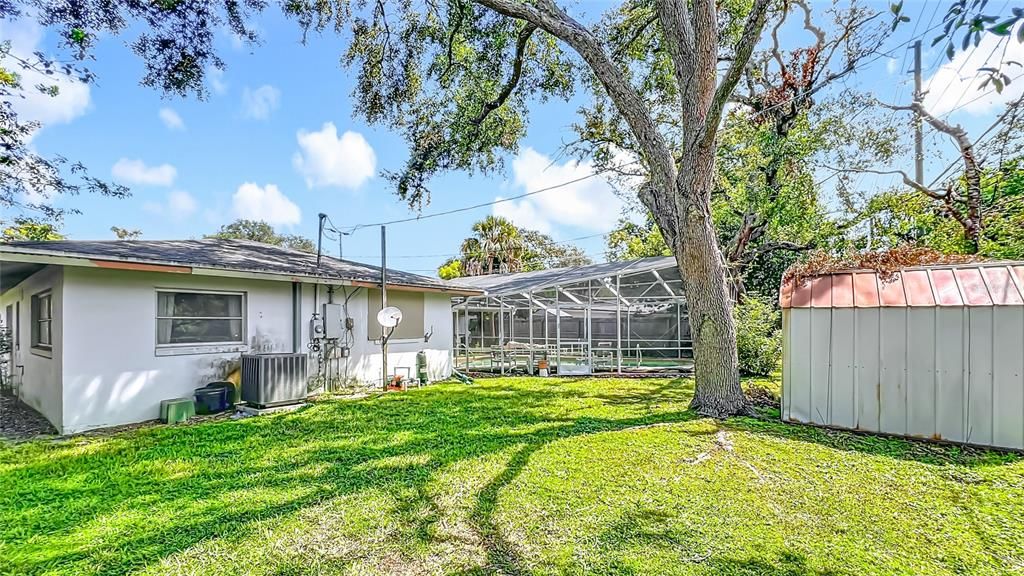 Backyard, Exterior