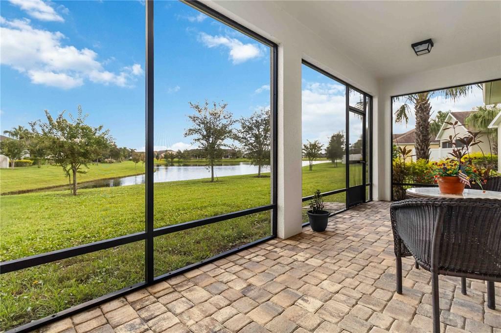 Interior, Sun Room, Water