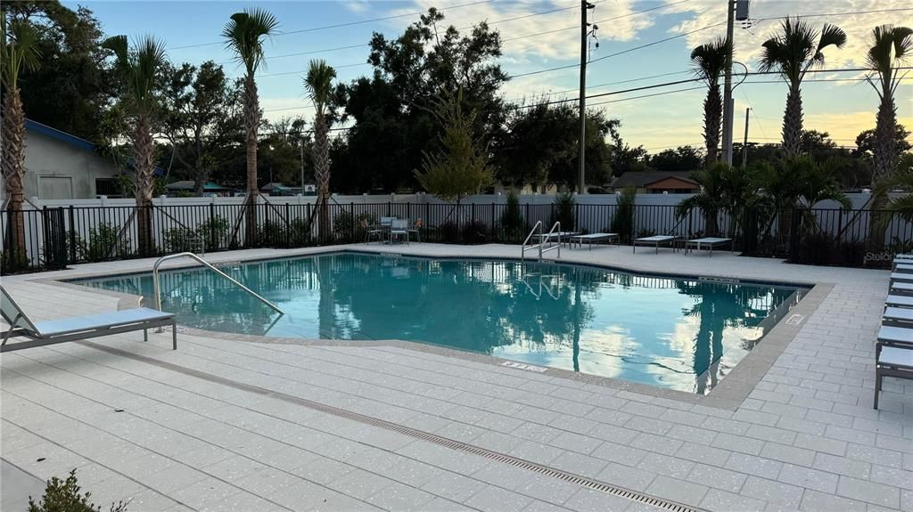 Exterior, Pool