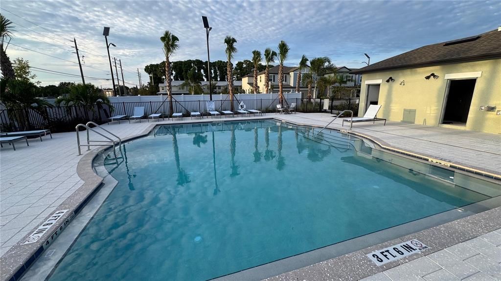 Exterior, Pool