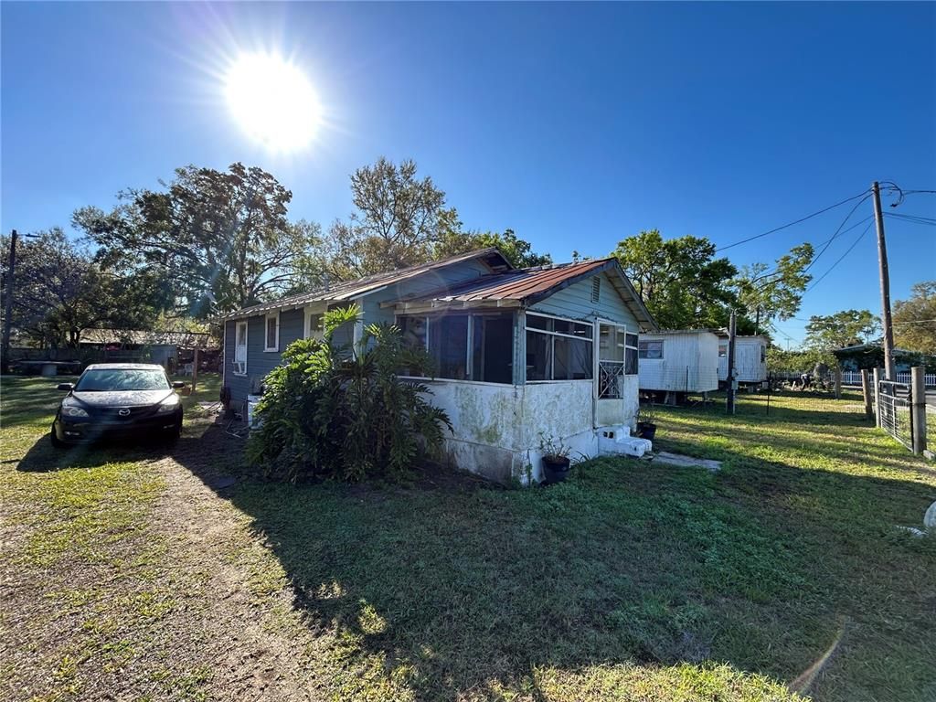 Backyard, Exterior