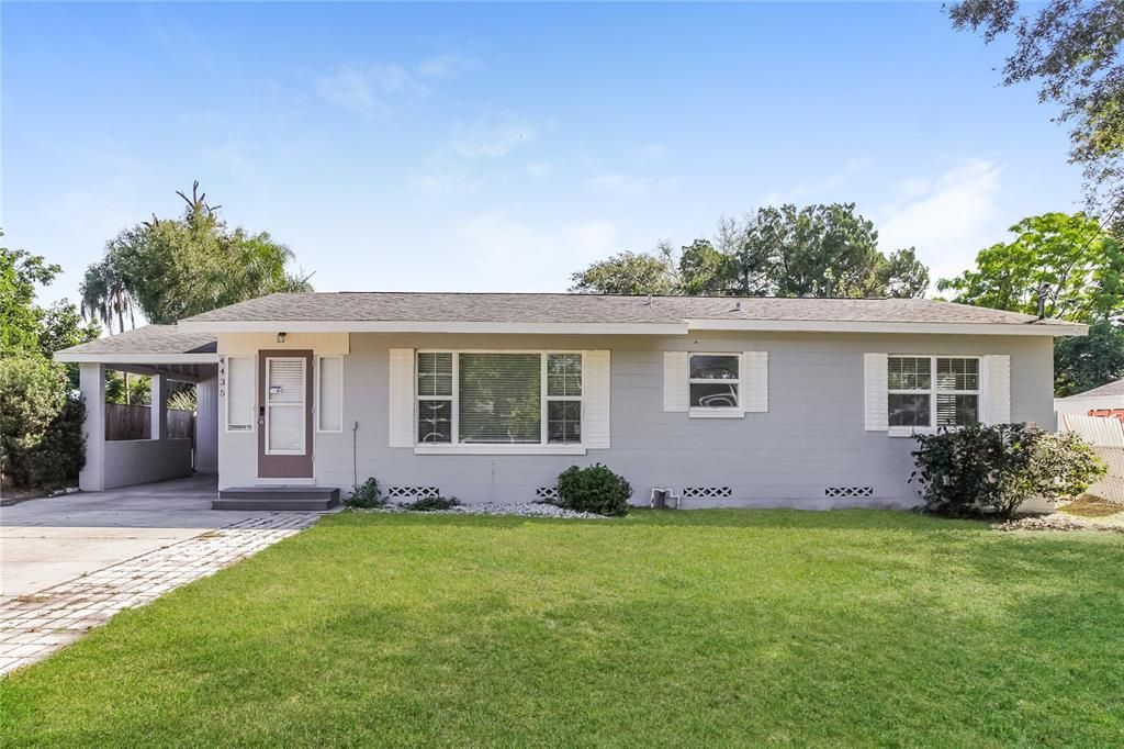 Backyard, Exterior, Facade, Ranch
