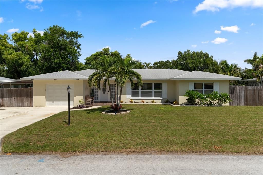 Attached, Backyard, Exterior, Facade, Ranch