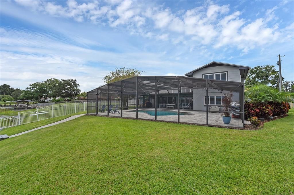 Backyard, Exterior