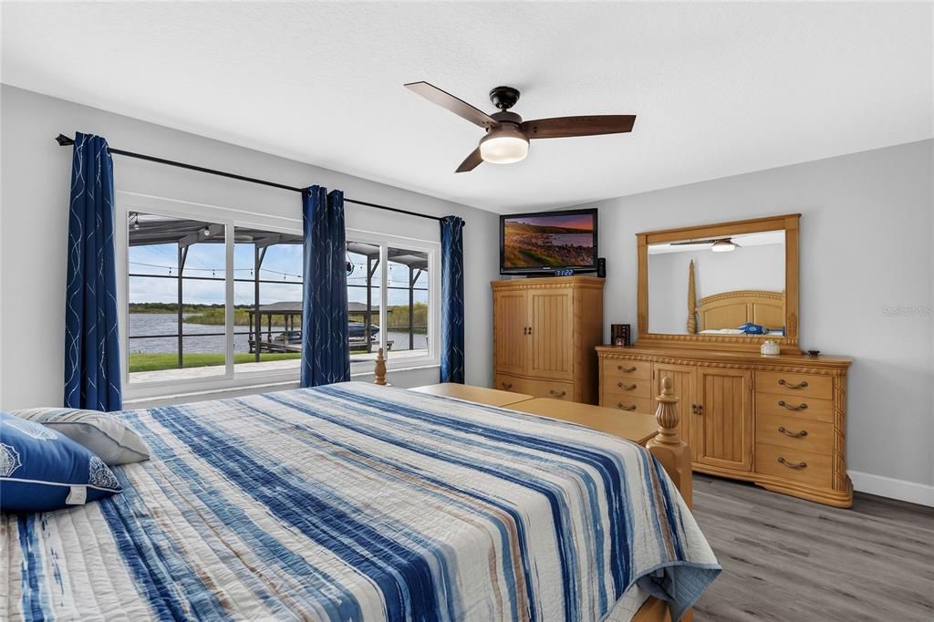 Bedroom, Interior, Water, Wood Texture Flooring