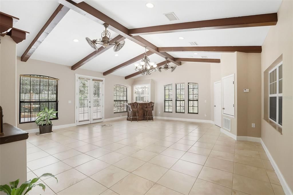 Chandelier, Empty room, Interior, Recessed Lighting, Wooden Beams