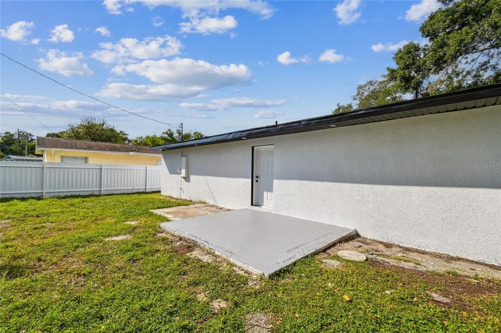Backyard, Exterior