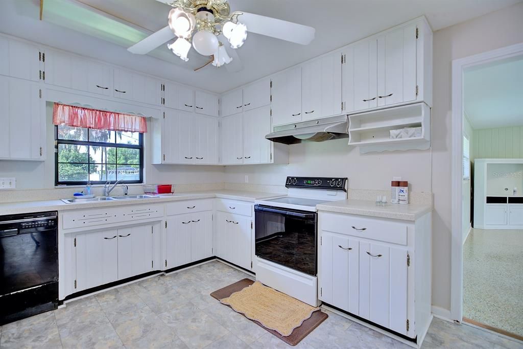 Interior, Kitchen