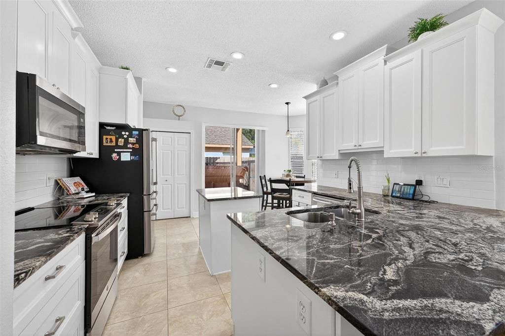 Dining room, Interior, Kitchen, Pendant Lights, Recessed Lighting