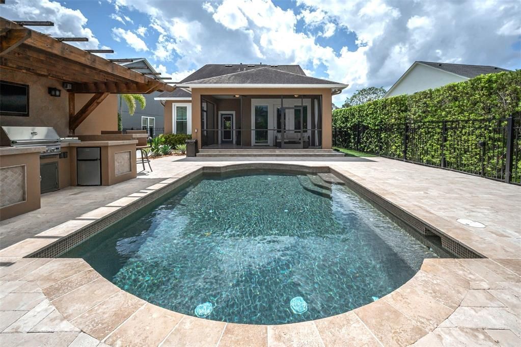 Exterior, Outdoor Kitchen, Pool