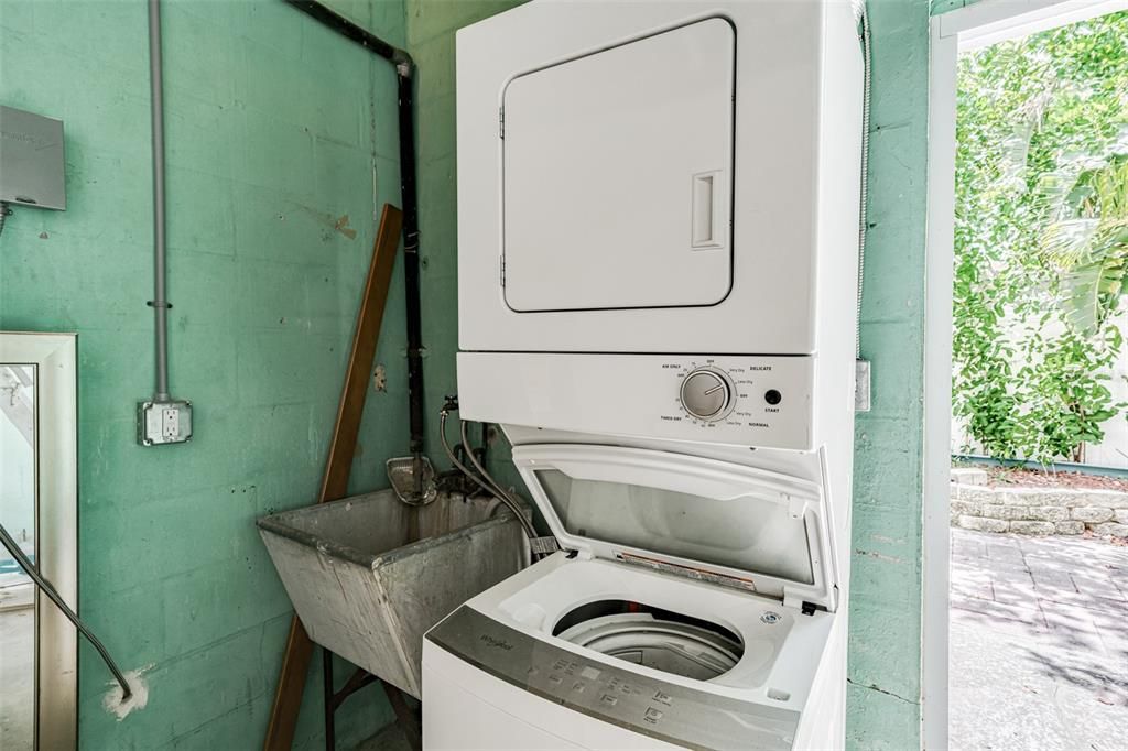 Interior, Utility Closets, Washer