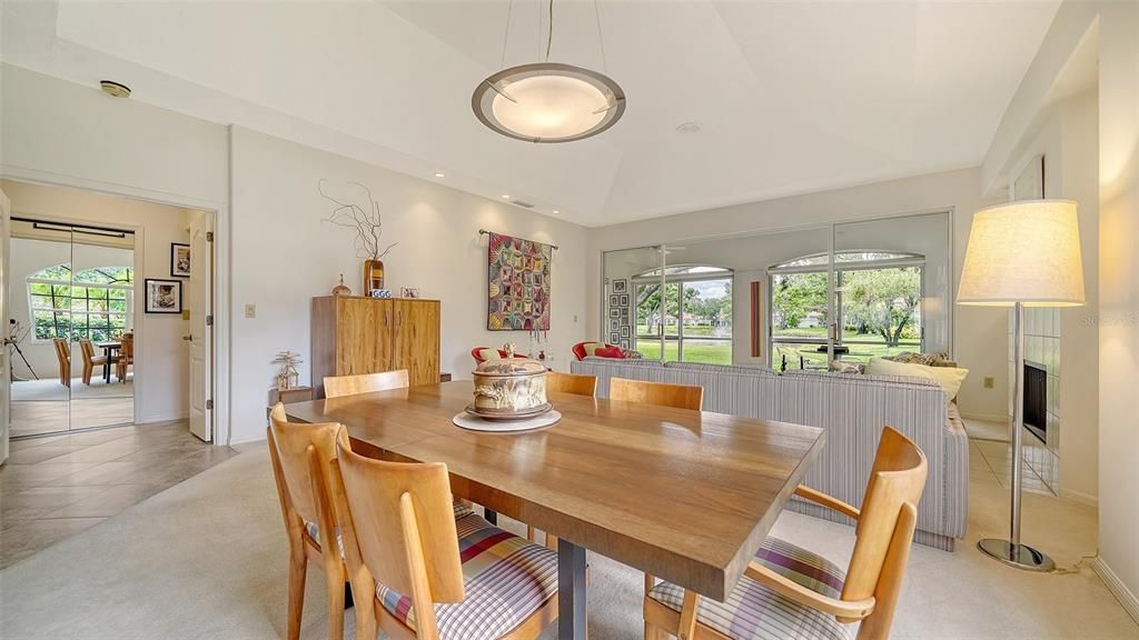 Dining room, Interior, Pendant Lights, Recessed Lighting