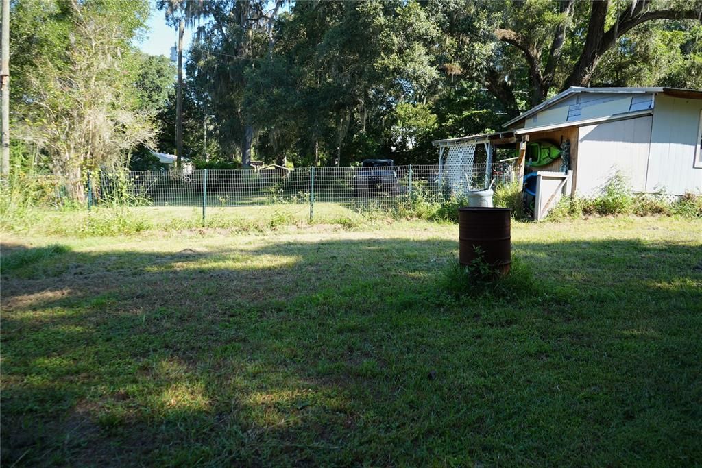 Backyard, Exterior