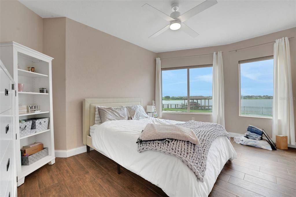 Bedroom, Interior, Water, Wood Texture Flooring