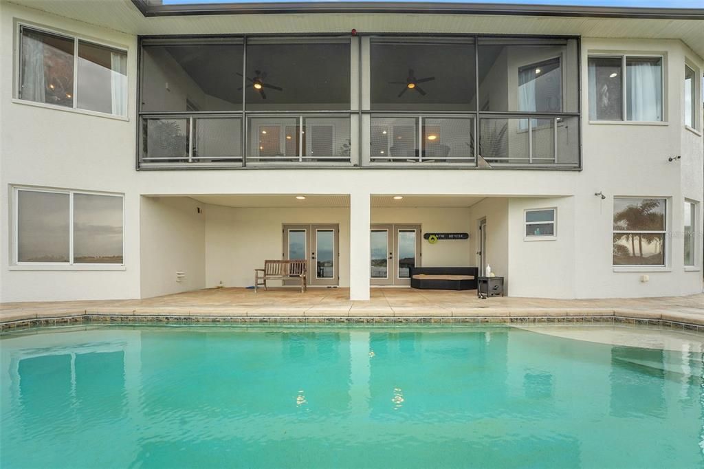 Exterior, Pool