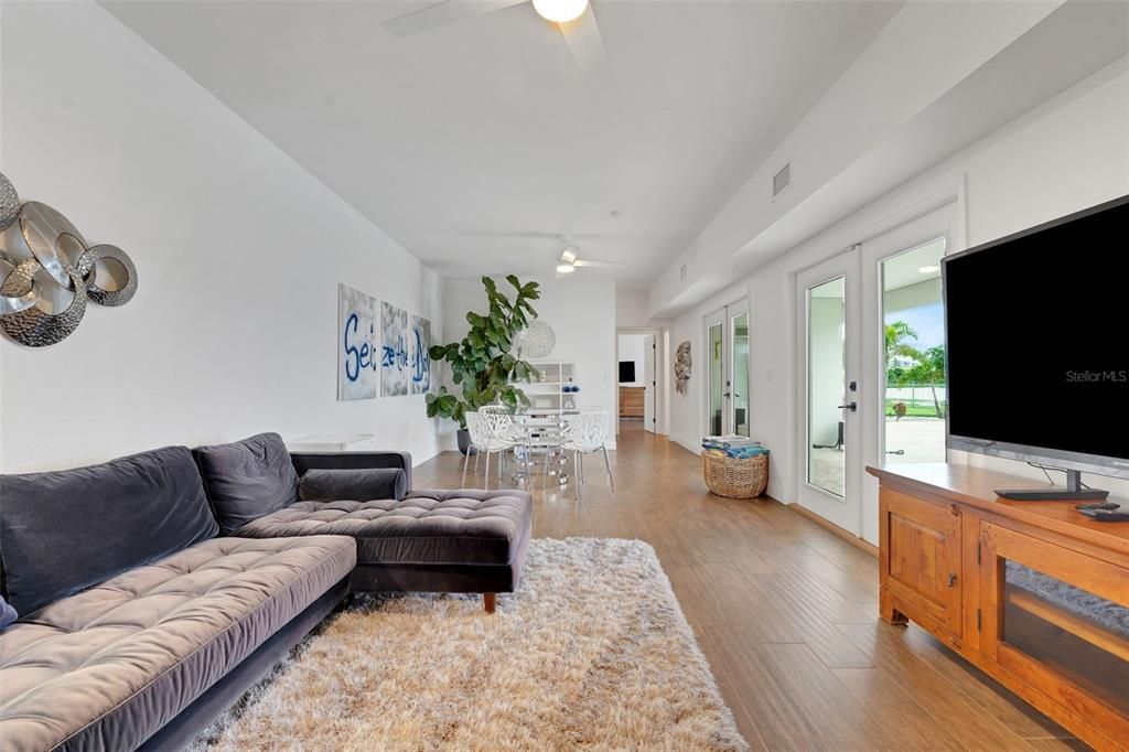 Dining room, Interior, Living room, Wood Texture Flooring