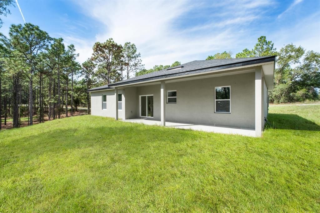 Backyard, Exterior