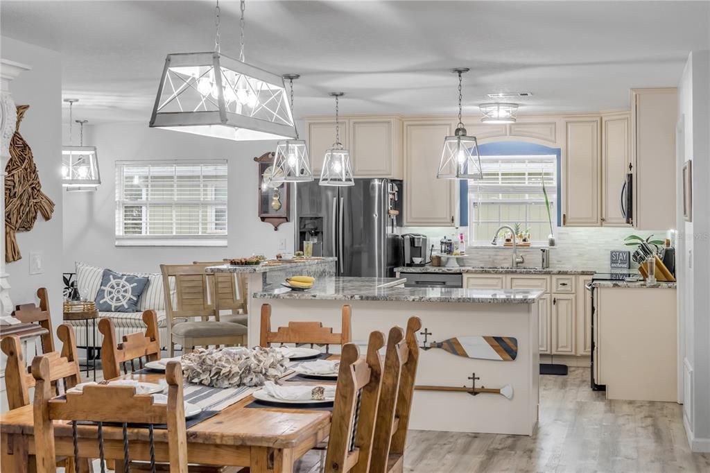 Dining room, Interior, Kitchen, Pendant Lights, Wood Texture Flooring