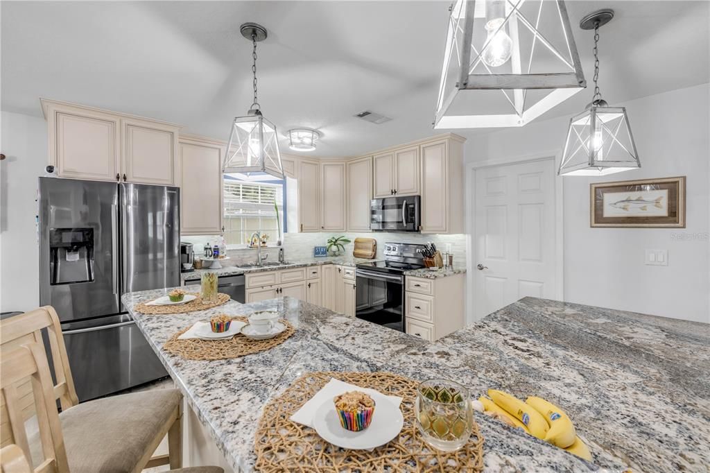 Interior, Kitchen, Pendant Lights, Stainless Steel Appliances