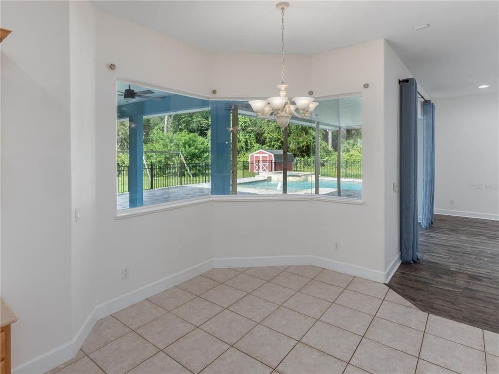 Chandelier, Empty room, Interior, Recessed Lighting