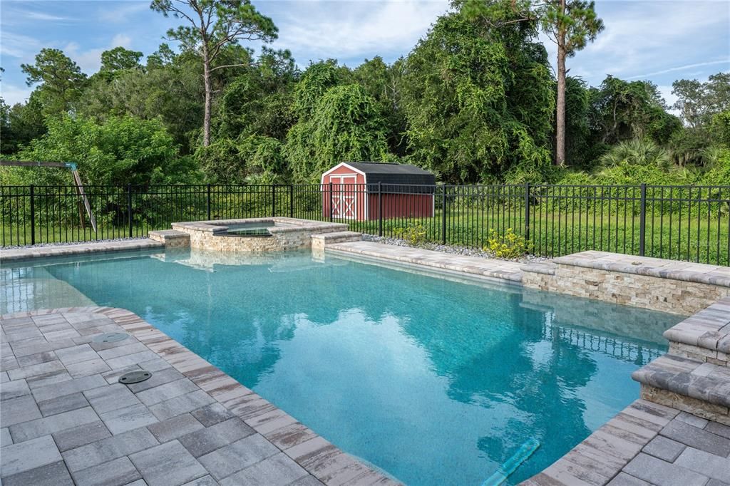 Exterior, Pool